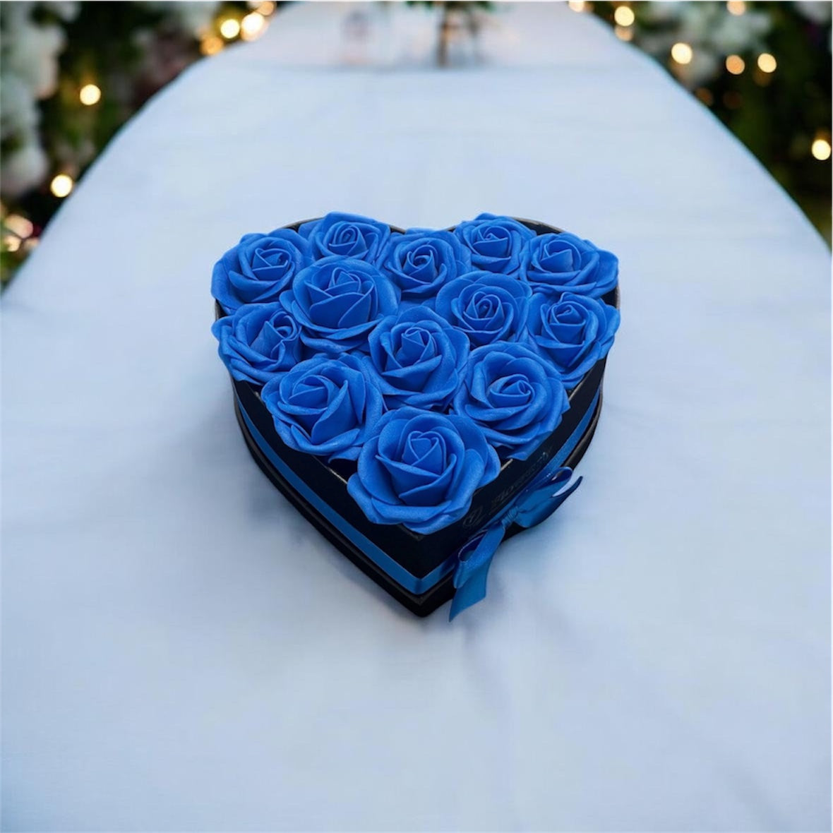 Blue Aura - Handgefertigtes Herzförmiges Geschenkbox