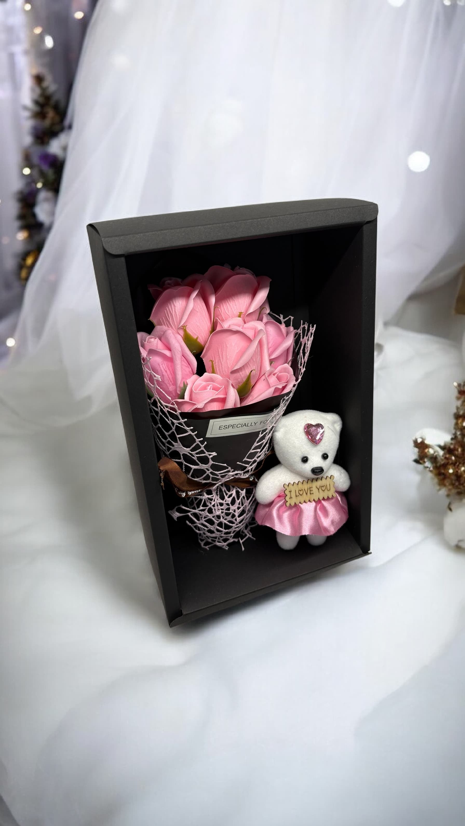 Strauß Geschenkbox mit Teddybär