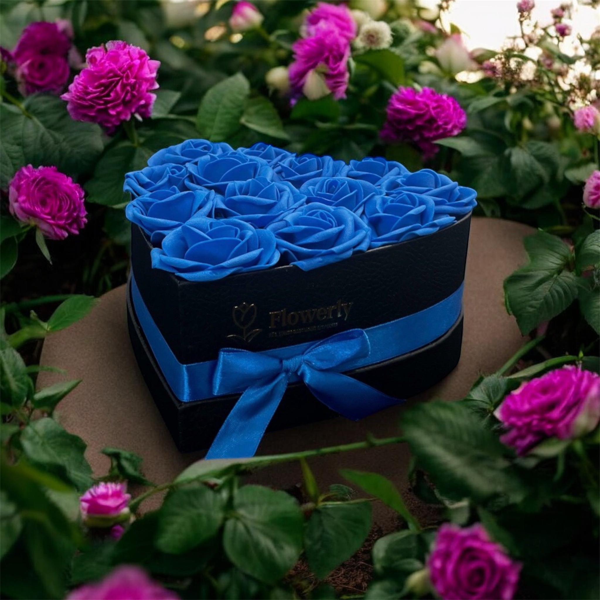 Blue Aura - Handgefertigtes Herzförmiges Geschenkbox